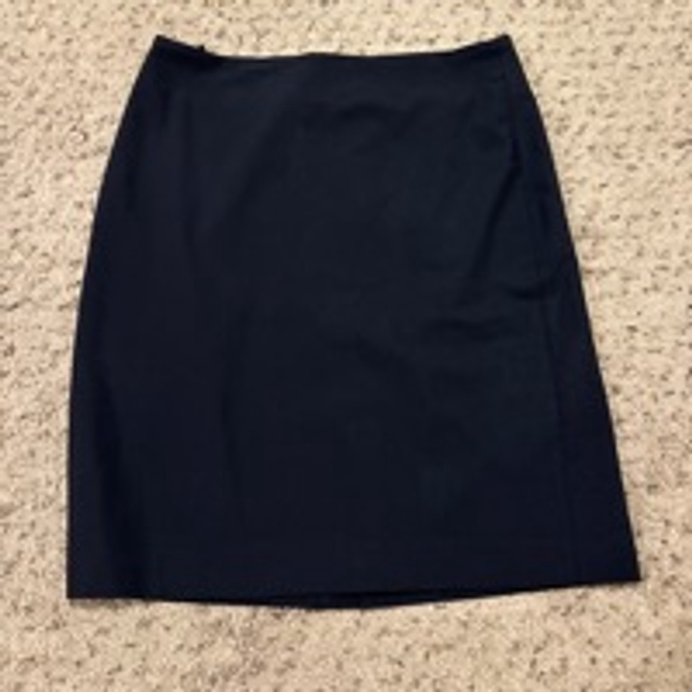 Women's Lands' End Navy Blue Wool Blend Skirt Size 8 - Picture 1 of 7